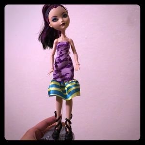 👧🏻 EVER AFTER HIGH DOLL; RAVEN